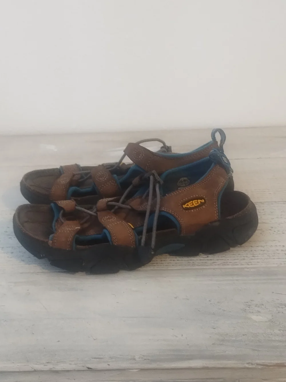 Keen Sarasota Waterproof Sandal Shoes Womens 6 Outdoor Hiking Fisherman Leather